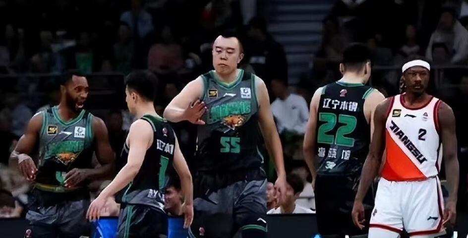 西藏男篮挑战北京豪门，实力暴露无遗的简单介绍